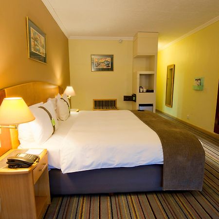 Holiday Inn - Bulawayo, An Ihg Hotel Eksteriør billede